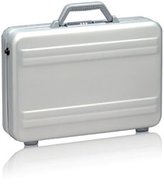 Zero Halliburton Compact Laptop Case