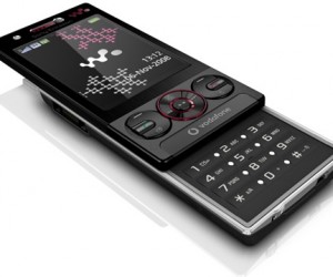 Sony Ericsson W715