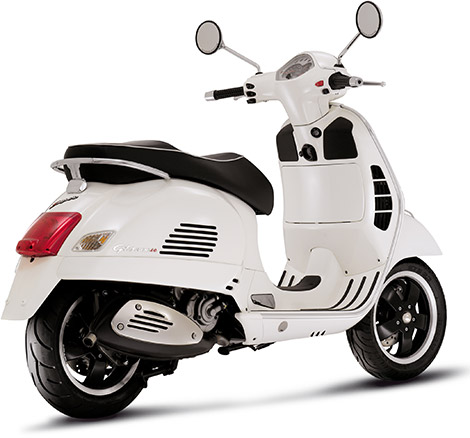 Vespa GTS 300 Super in White