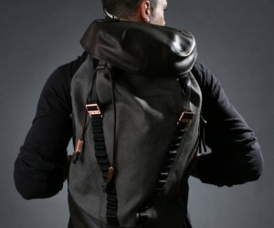Vael Rucksack Cylinder Bag