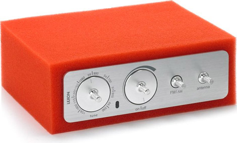 Lexon Foam Radio in Orange