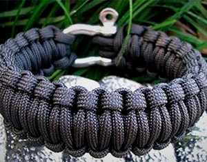 SurvivalStraps Survival Bracelets