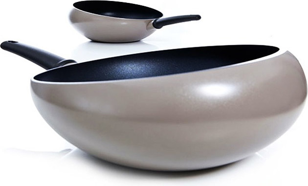 Boomerang Wok and Sautee Pan