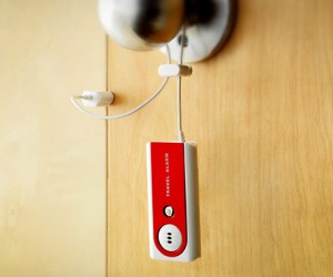 Belle Hop Travel Door Alarm