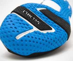 Skora Running Shoes