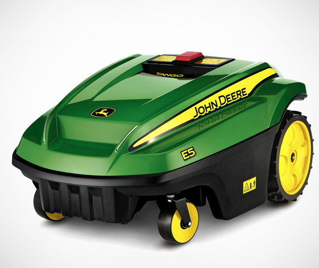 John Deere Tango E5 Autonomous Mower