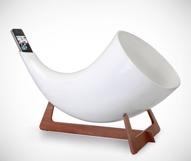 Natural Acoustics iPhone Amplifier