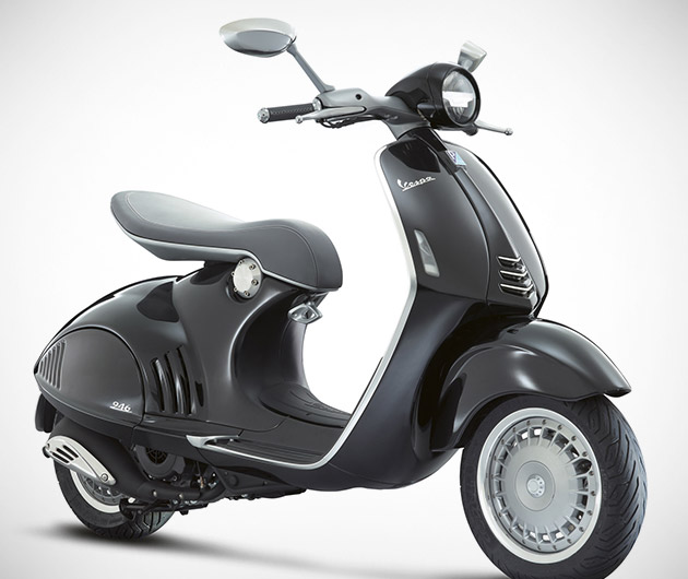 Vespa 946