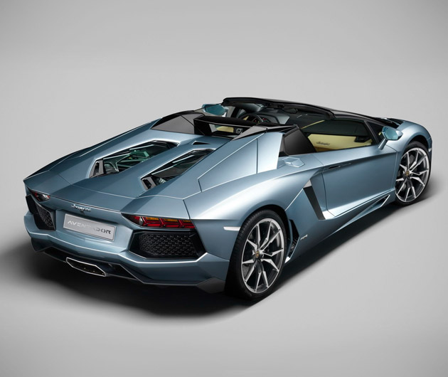 Lamborghini Aventador LP 700-4 Roadster