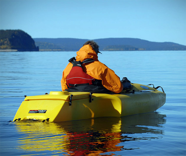 mokai-motorized-kayak