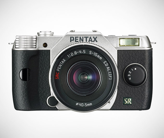 pentax-q7-camera