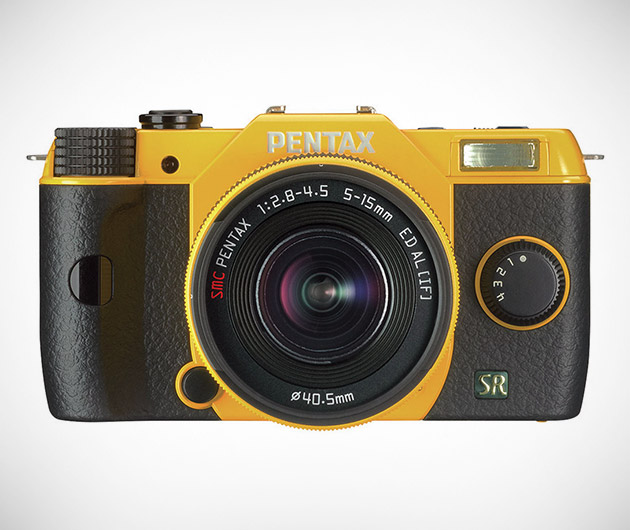 pentax-q7-camera