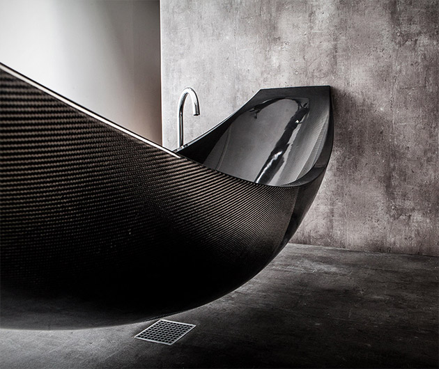 vessel-hammock-bathtub