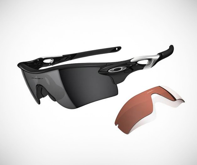 oakley-radarlock-path-red-iridium