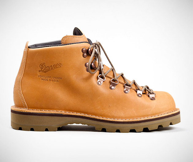 danner-mountain-light-mckenzie