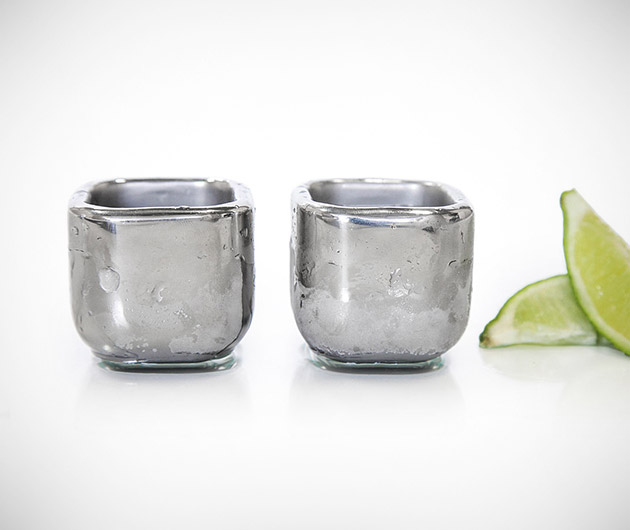 stainless-steel-shot-glasses-01