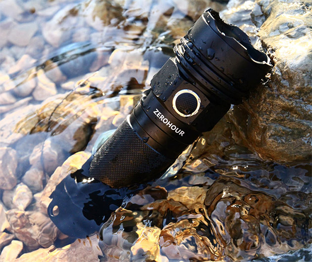 zerohour-battery-backup-flashlight-wild