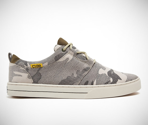clae-newman-05