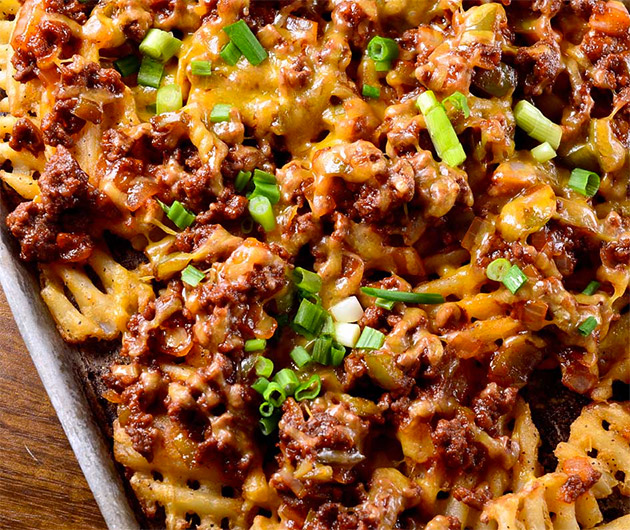 sriracha-bbq-sloppy-joe-fries