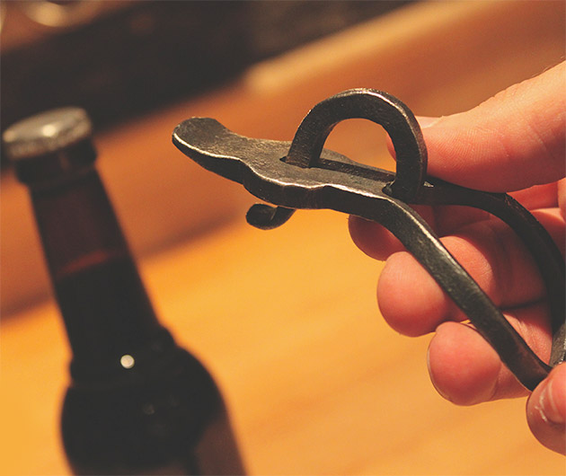 blacksmith-forged-bottle-opener-01