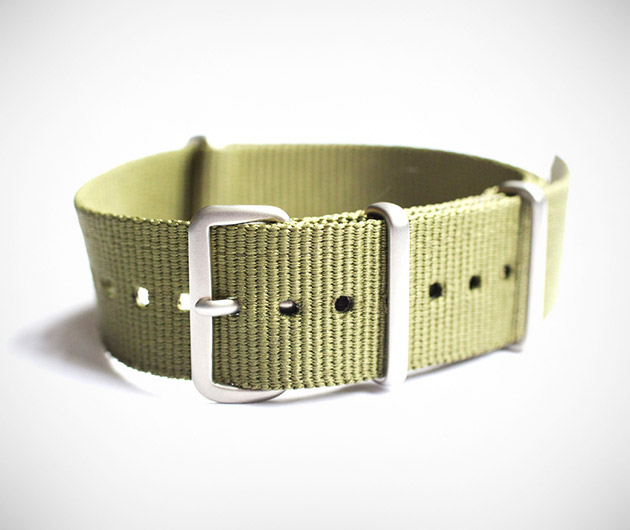 hodinkee-kangaroo-nato-watch-strap-03