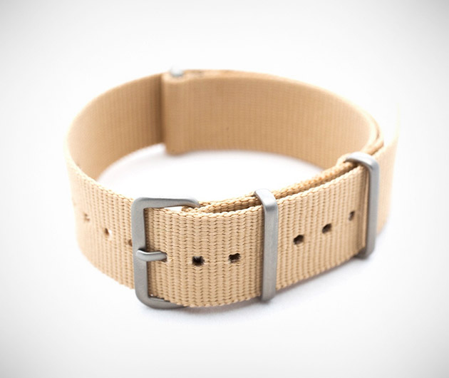 hodinkee-kangaroo-nato-watch-strap-05