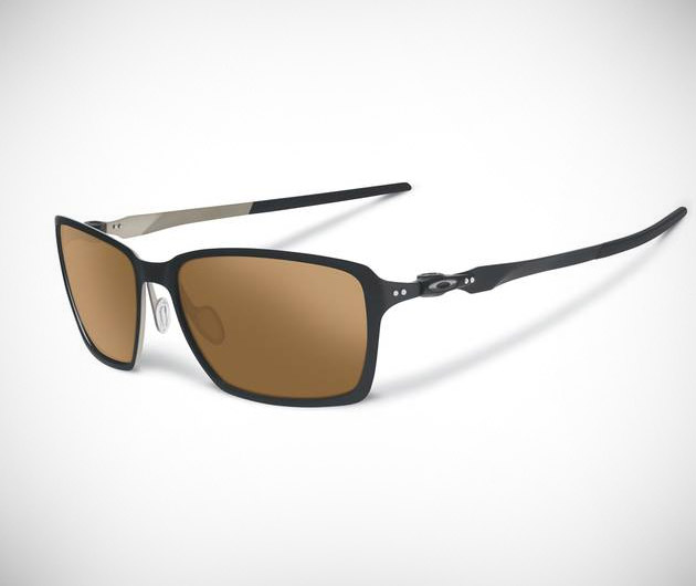 oakley-tincan-01