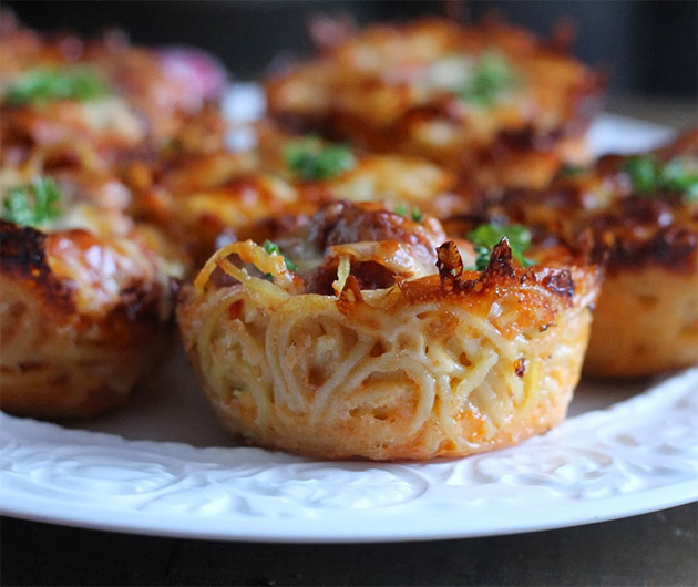 spaghetti-pie-muffins