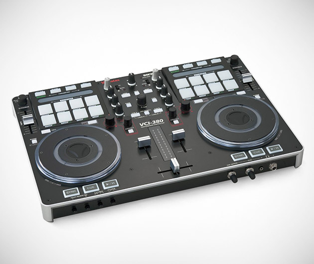 vestax-vci-dj-midi-controller-03