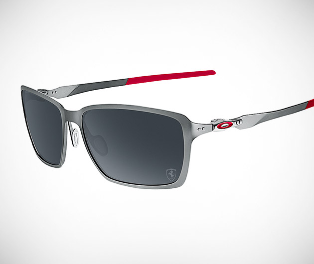 oakley-special-edition-skuderia-ferrari-tincan