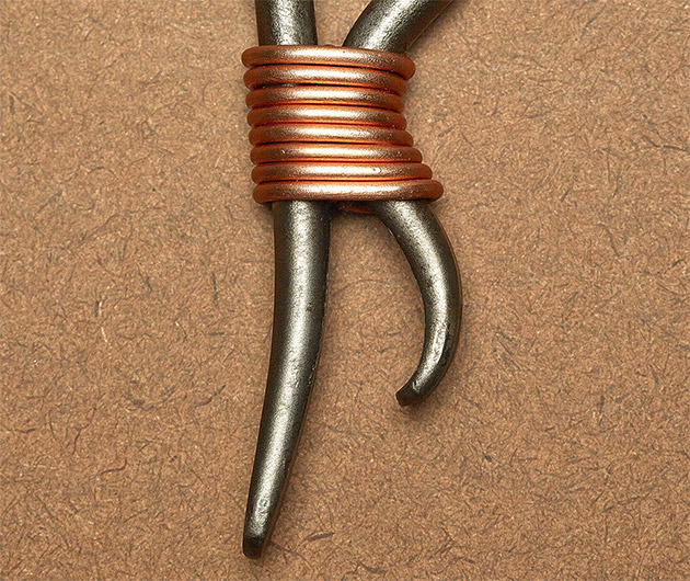 hand-forged-mini-keychain-bottle-opener-03