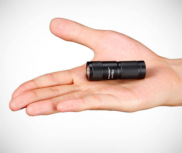 nitecore-sens-mini-flashlight-03