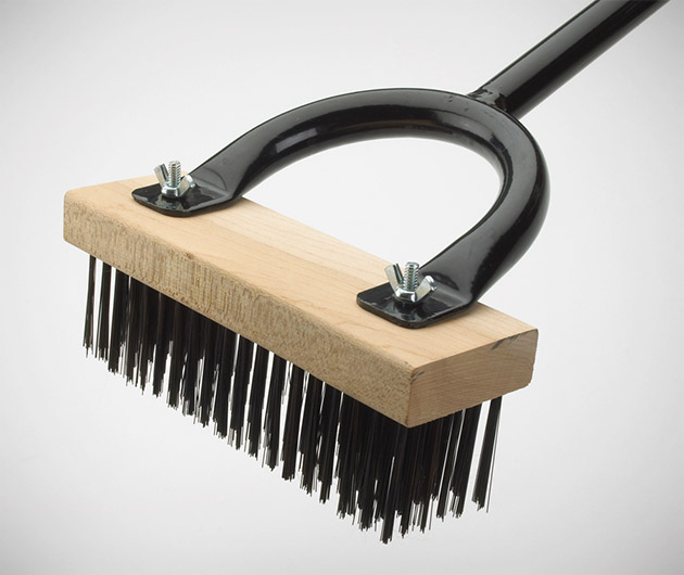 texas-horseshoe-grill-brush