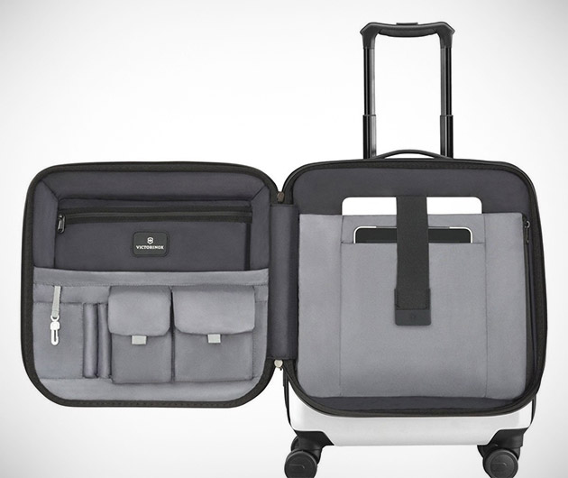 victorinox-spectra-2-global-carry-on--03