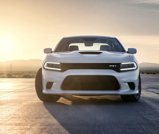 2015-dodge-srt-charger-hellcat-02