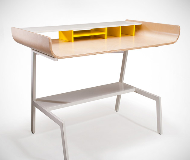 half-pipe-desk-03