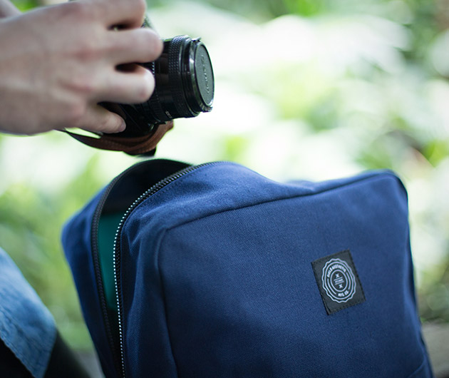 field-aesthetic-minimalist-backpack-04