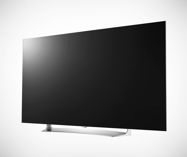 lg-flexible-uhd-4k-smart-oled-tv-03