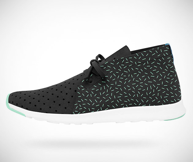 native-apollo-chukka-print