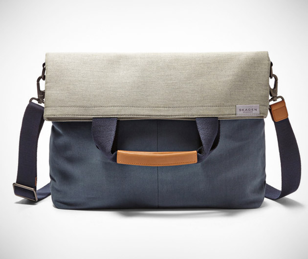 skagen-thrane-fold-over-messenger