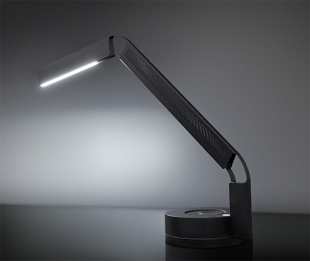 fade-task-lamp-01