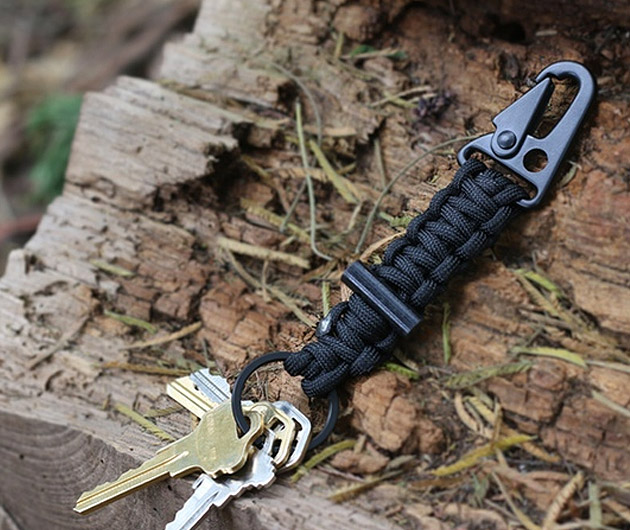 Bomber-Paracord-Keychain-Bracelet-02