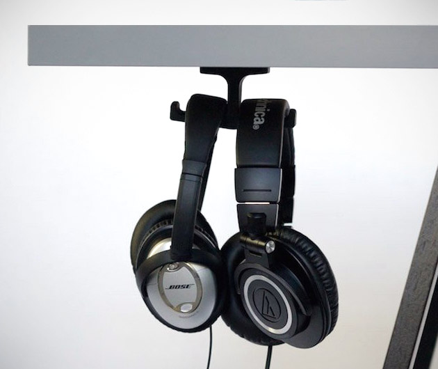 anchor-under-desk-headphone-mount-01