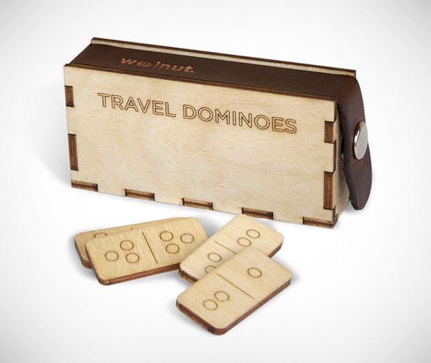 walnut-studiolo-travel-dominoes-01