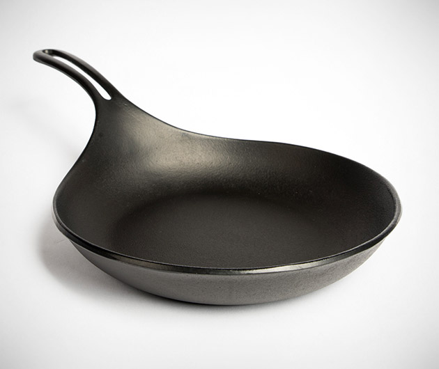 iwachu-cast-iron-omellette-pan-03