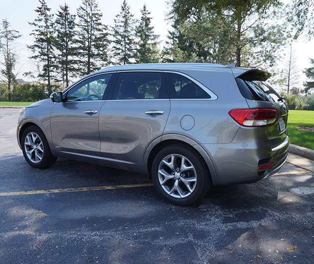 2016-kia-sorento-02