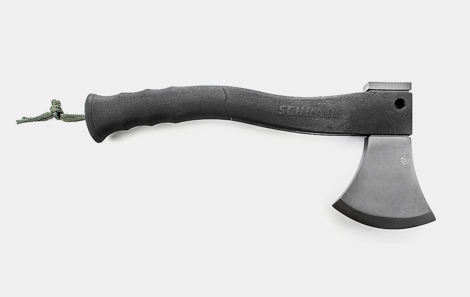 schrade-survival-axe-with-fire-starter