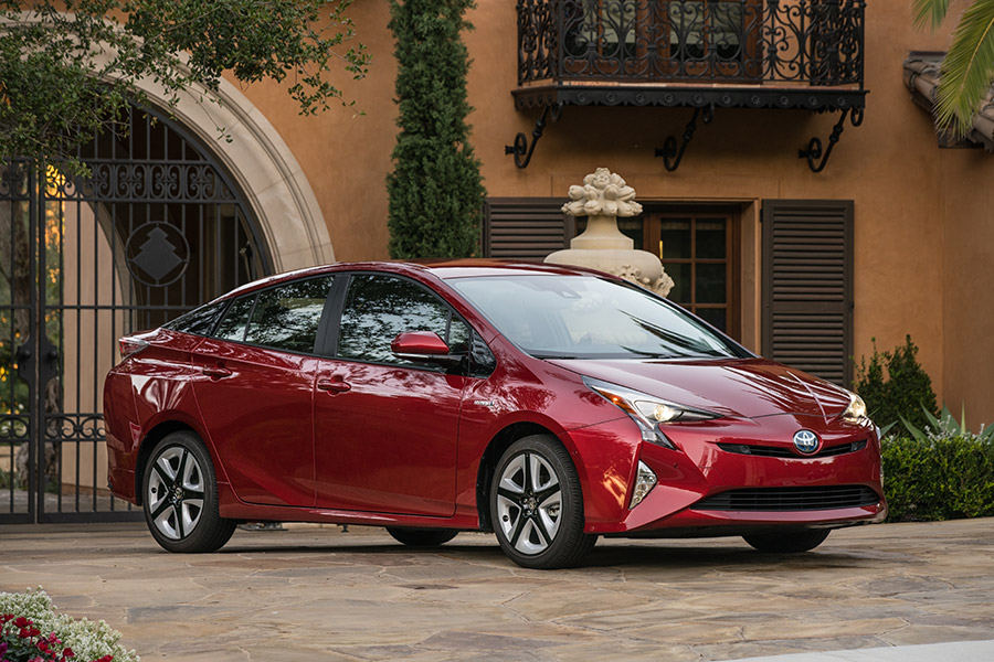 2016-toyota-prius