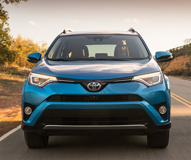 2016-toyota-rav4-limited-hybrid-01