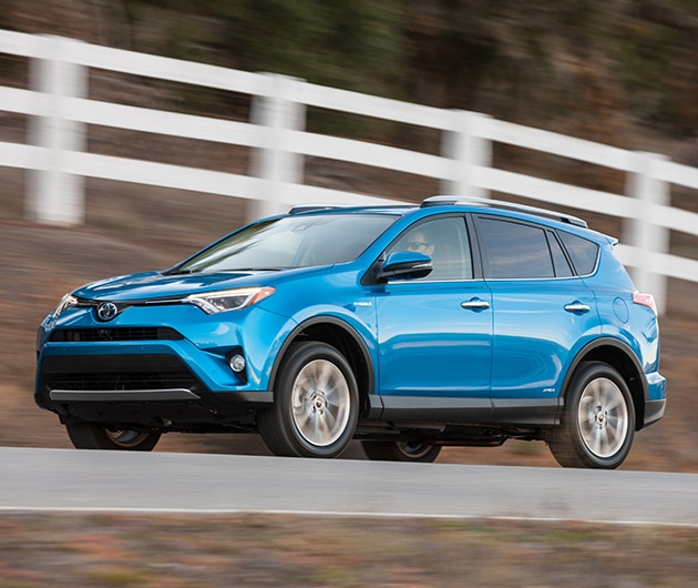 2016-toyota-rav4-limited-hybrid-05